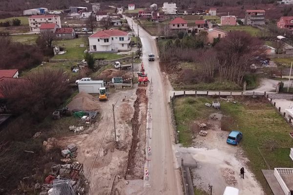 dji-0763-32BE4AAB49-A644-79B6-CC6F-7D19250F1B9A.jpg