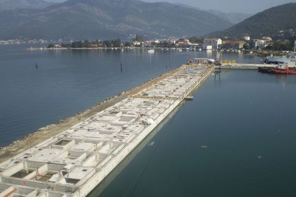 marina-p-m-jpg0052648D8E4-7C47-E32B-22A6-BEF2B0562C26.jpg