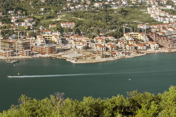 porto-novi-jpg0259C68F7CC-0CF0-14F6-43F0-91187AC18195.jpg